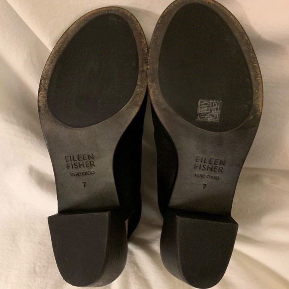 Eileen Fisher black nubuck leather 'Pagoda' block heel sandals - Picture 5 of 10